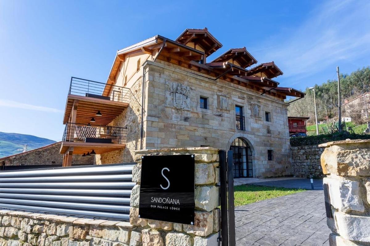 Sandonana Old Palace Lodge Villafufre Экстерьер фото